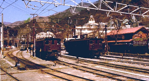 81-ED16
