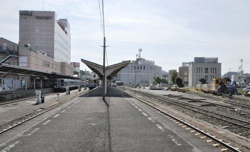 uwj-04