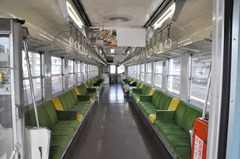 uwj-08b